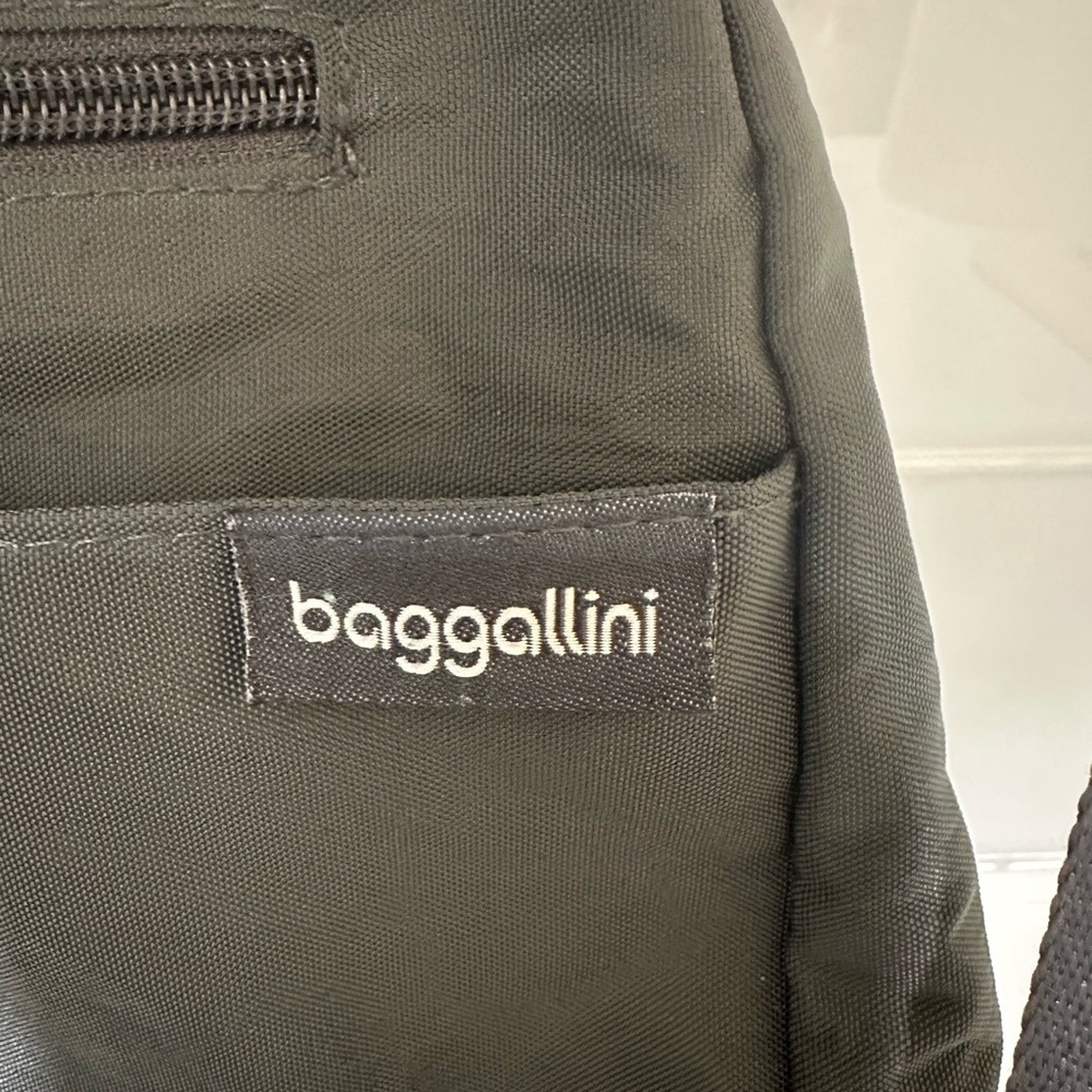 Baggallini Womens Black Nylon Adjustable Stripe Strap Hobo Travel Crossbody bag - Picture 3 of 12